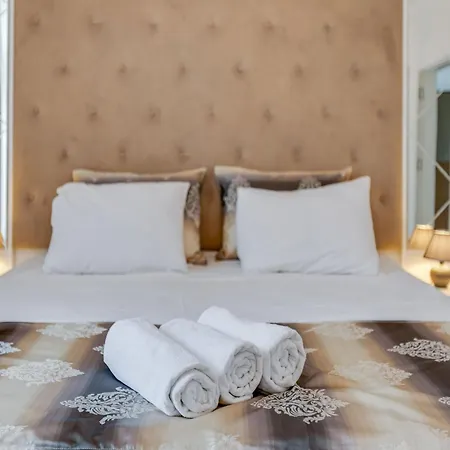 Апартаменты In Oberhausen Near A *