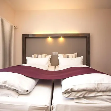 In Oberhausen Near A Апартаменты Мильгейм-на-Руре